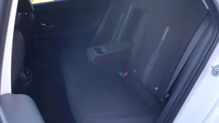 HYUNDAI Elantra Elantra 1.6 Comfort