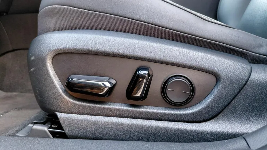 LEXUS UX UX 250h GPF Business 2WD