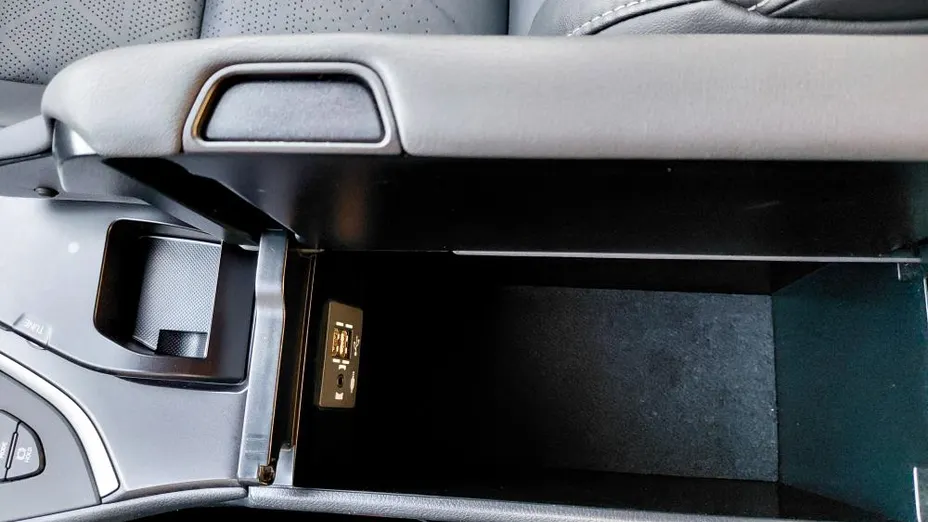 LEXUS UX UX 250h GPF Business 2WD