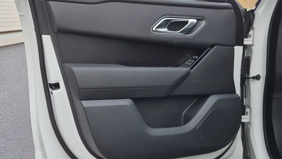 LAND ROVER Range Rover Velar -