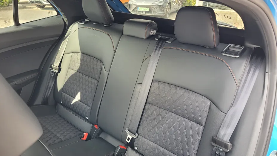 MG MG3 MG3 1.5 HEV+ Exclusive
