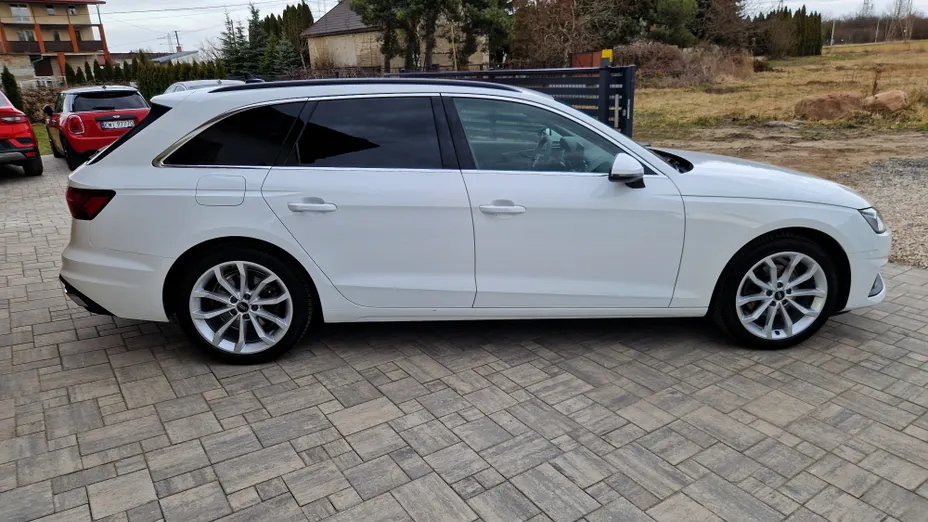 AUDI A4 A4 35 TFSI mHEV Advanced S tronic