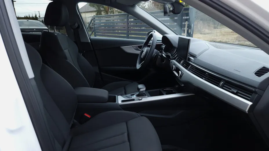 AUDI A4 A4 35 TFSI mHEV Advanced S tronic