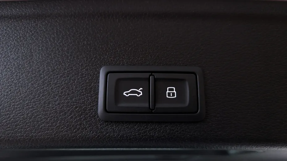 AUDI A4 A4 35 TFSI mHEV Advanced S tronic