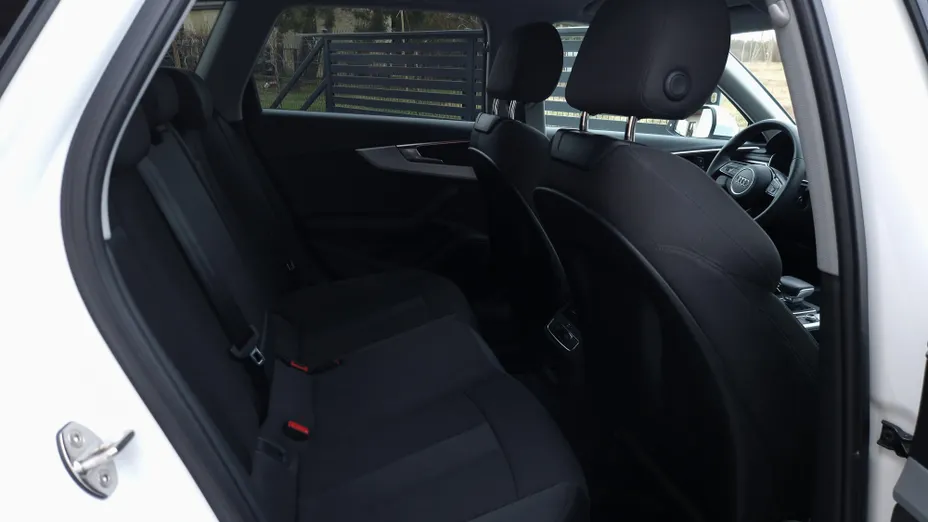 AUDI A4 A4 35 TFSI mHEV Advanced S tronic