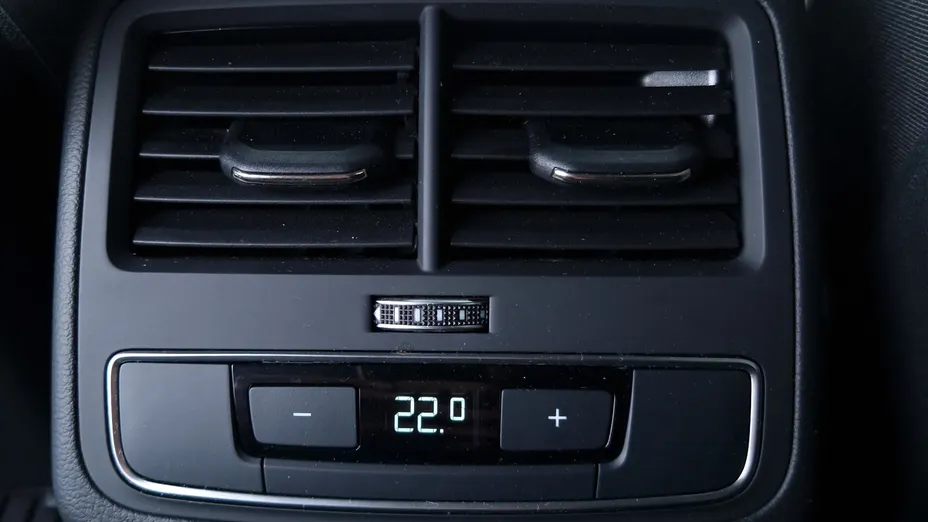 AUDI A4 A4 35 TFSI mHEV Advanced S tronic