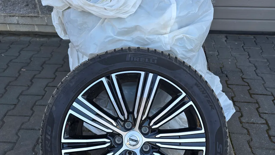 VOLVO V60 V60 B4 B Plus Dark aut