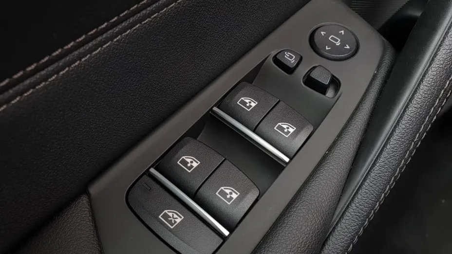 BMW Seria 5 530e xDrive PHEV aut