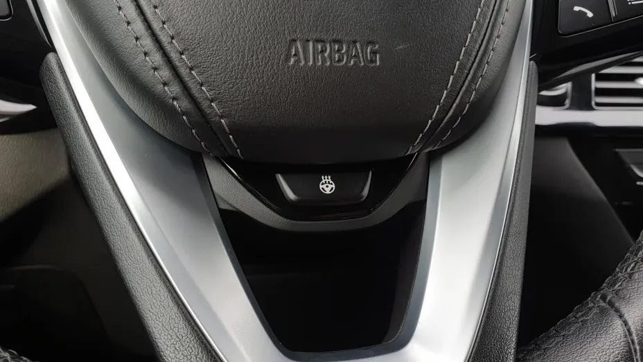 BMW Seria 5 530e xDrive PHEV aut