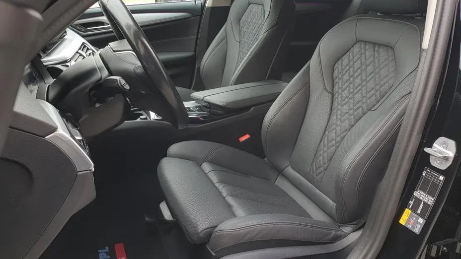 BMW Seria 5 530e xDrive PHEV aut