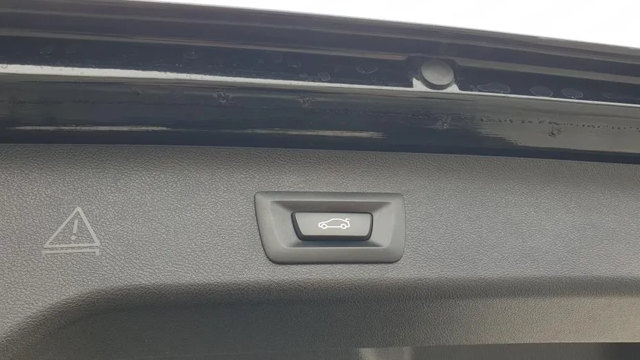 BMW Seria 5 530e xDrive PHEV aut