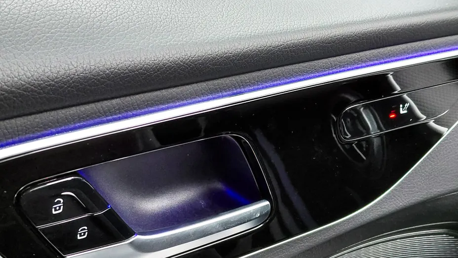 MERCEDES-BENZ C Klasa C 220 d mHEV Avantgarde