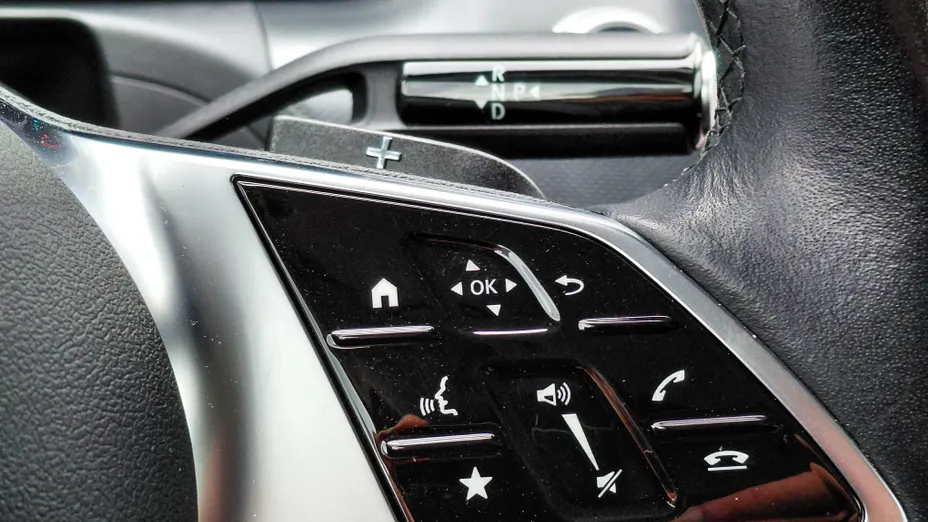 MERCEDES-BENZ C Klasa C 220 d mHEV Avantgarde