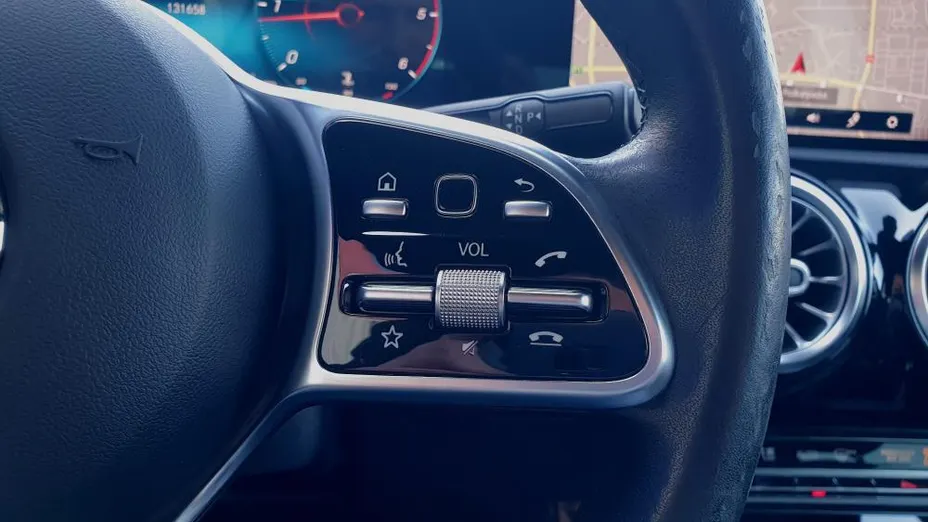 MERCEDES-BENZ CLA CLA 200 d 8G-DCT