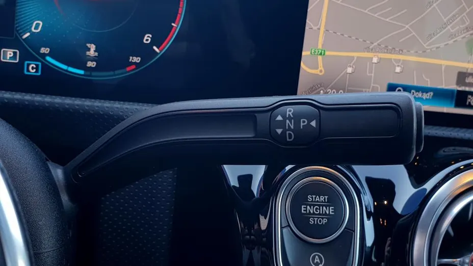 MERCEDES-BENZ CLA CLA 200 d 8G-DCT