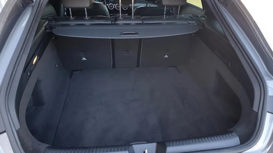 MERCEDES-BENZ CLA CLA 200 d 8G-DCT