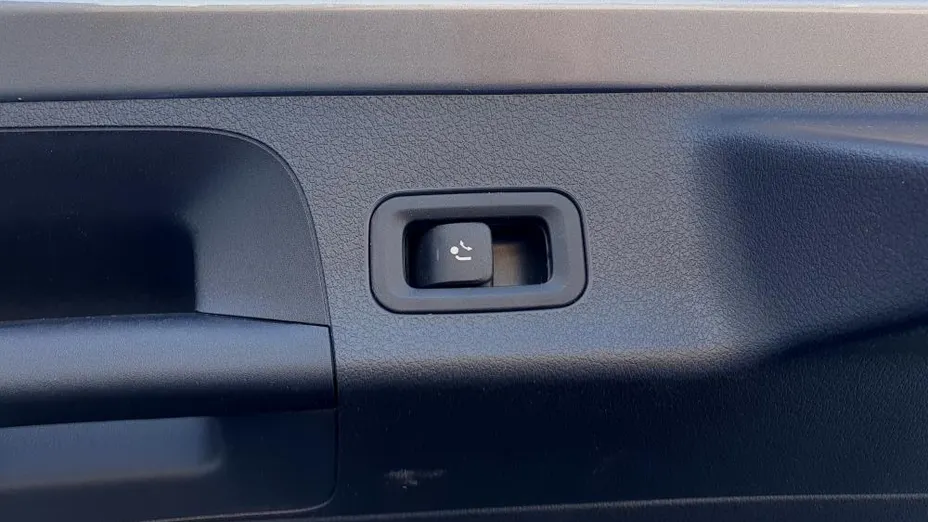 MERCEDES-BENZ CLA CLA 200 d 8G-DCT