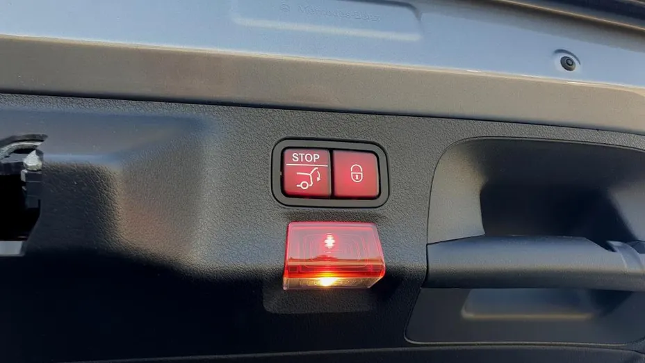 MERCEDES-BENZ CLA CLA 200 d 8G-DCT