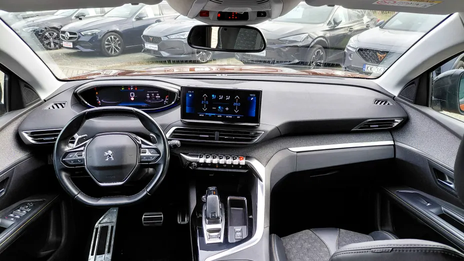 PEUGEOT 5008 5008 2.0 BlueHDi Road Trip S&S EAT8