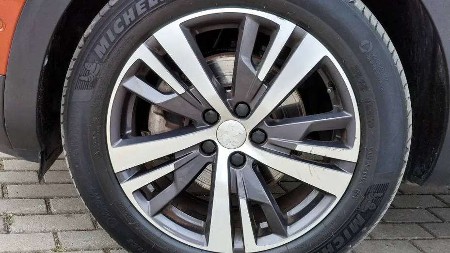 PEUGEOT 5008 5008 2.0 BlueHDi Road Trip S&S EAT8