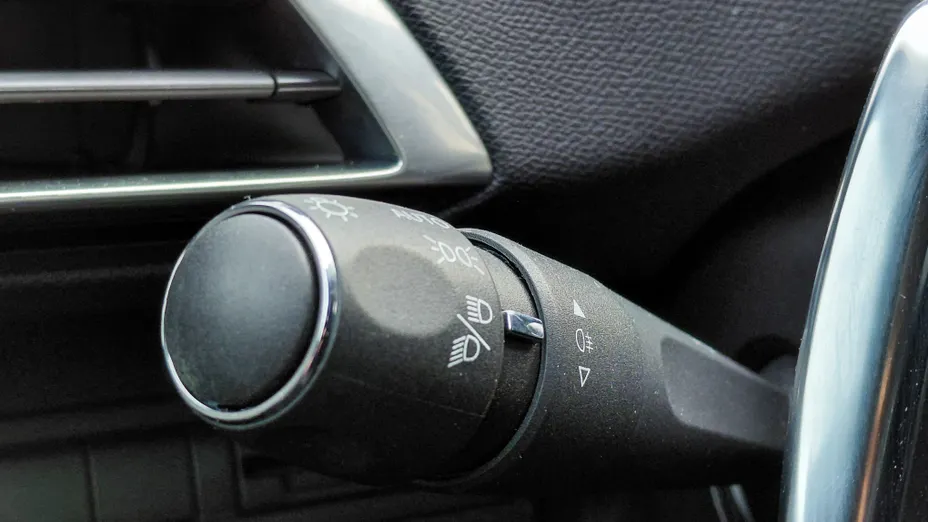 PEUGEOT 5008 5008 2.0 BlueHDi Road Trip S&S EAT8