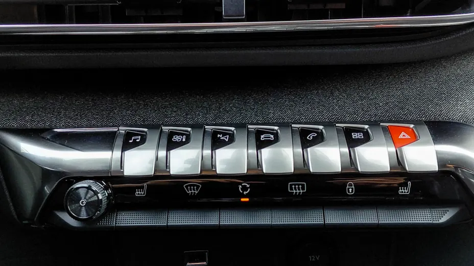 PEUGEOT 5008 5008 2.0 BlueHDi Road Trip S&S EAT8