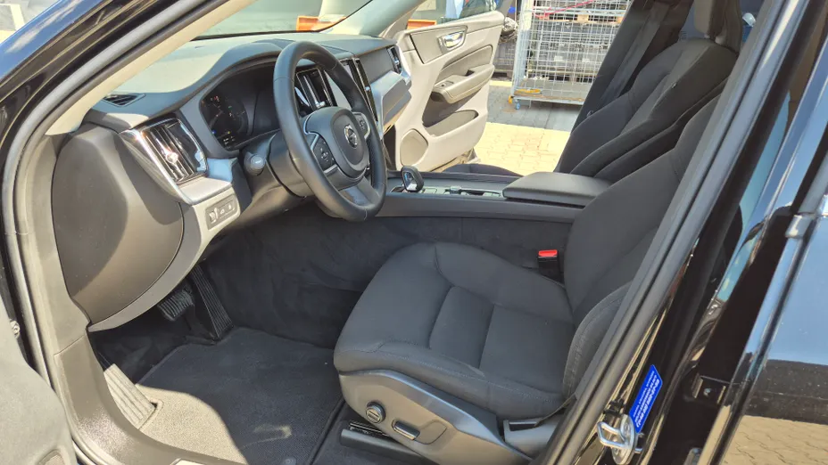 VOLVO XC60 XC60 T6 Plug-In Hybrid AWD Inscription Expression aut