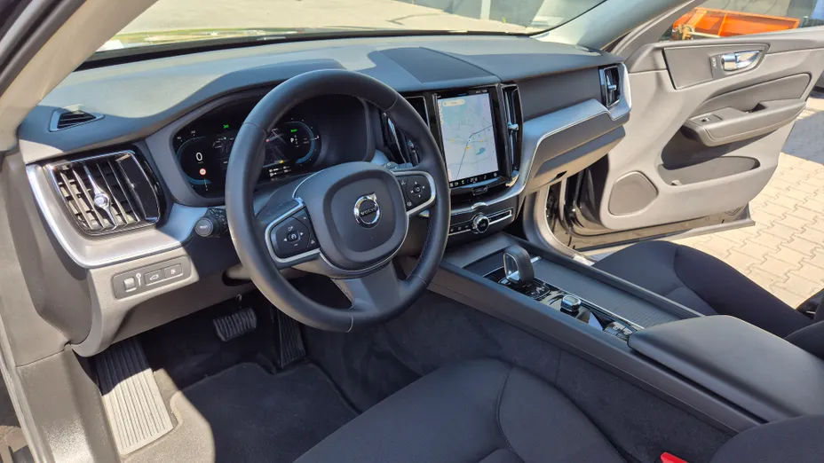 VOLVO XC60 XC60 T6 Plug-In Hybrid AWD Inscription Expression aut