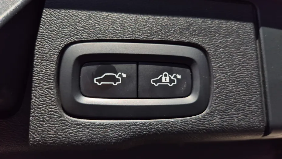 VOLVO XC60 XC60 T6 Plug-In Hybrid AWD Inscription Expression aut