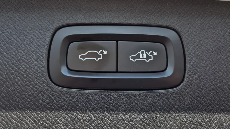 VOLVO XC90 XC90 T8 AWD Plug-In Hybrid Inscription Expression 7os aut