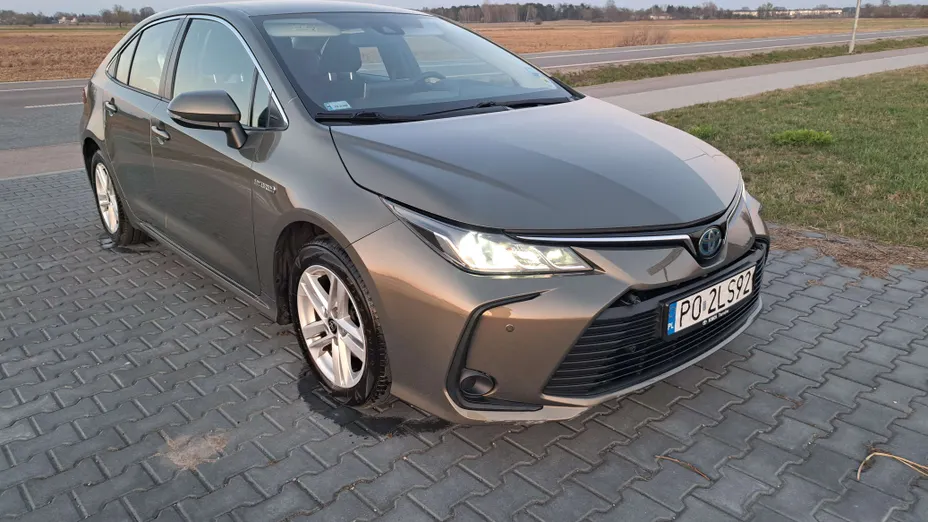 TOYOTA Corolla Corolla 1.8 Hybrid Active