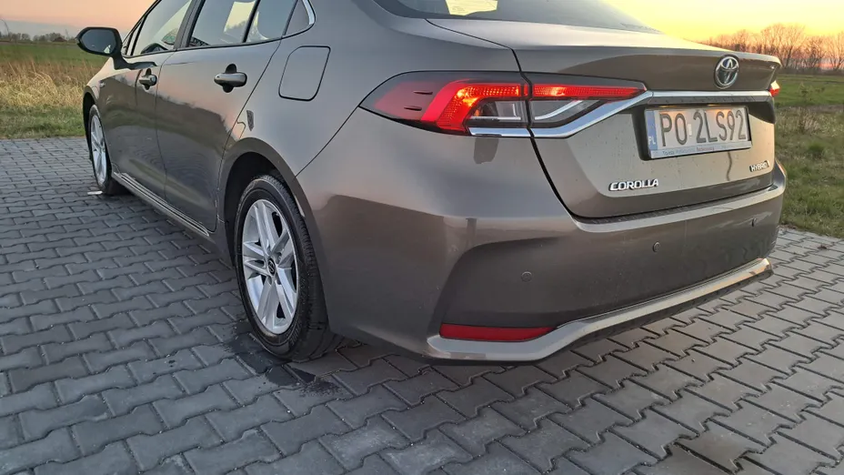 TOYOTA Corolla Corolla 1.8 Hybrid Active