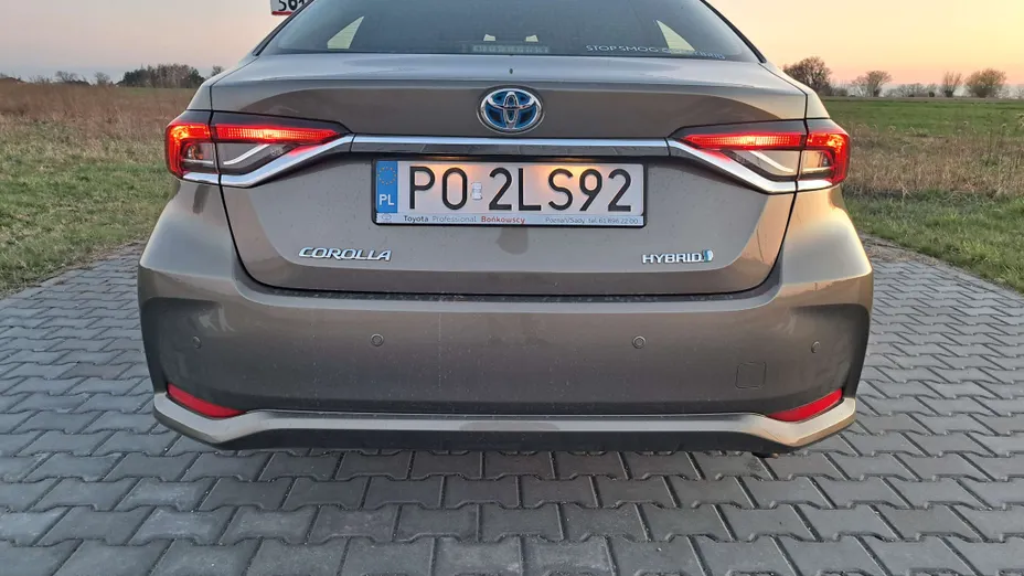 TOYOTA Corolla Corolla 1.8 Hybrid Active