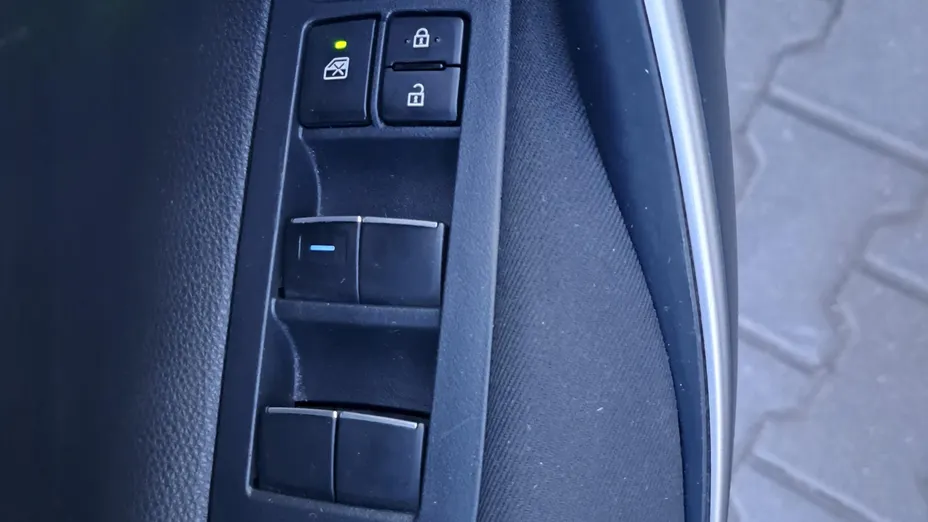 TOYOTA Corolla Corolla 1.8 Hybrid Active