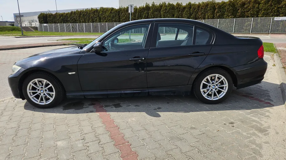 BMW Seria 3 318i