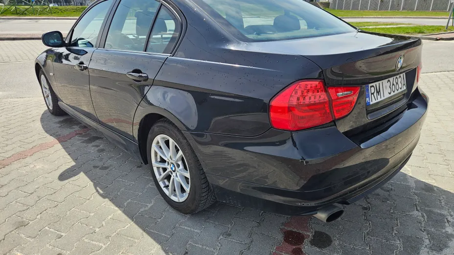 BMW Seria 3 318i