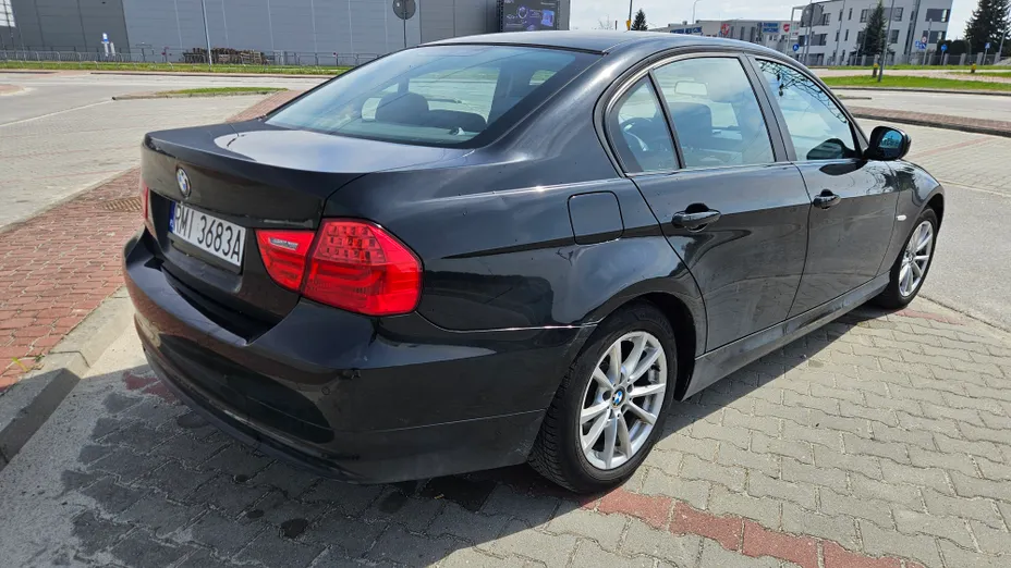 BMW Seria 3 318i