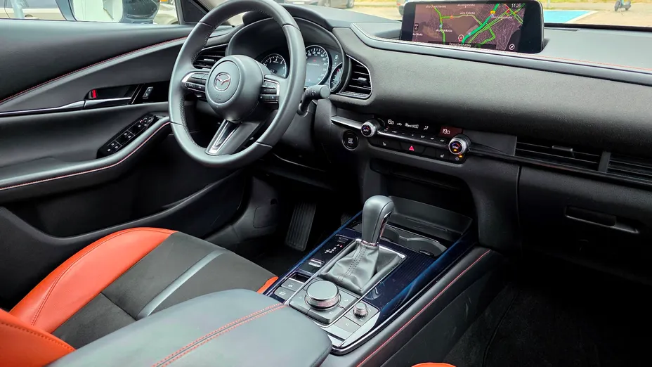 MAZDA CX-30 CX-30 2.0 mHEV Nagisa 2WD aut