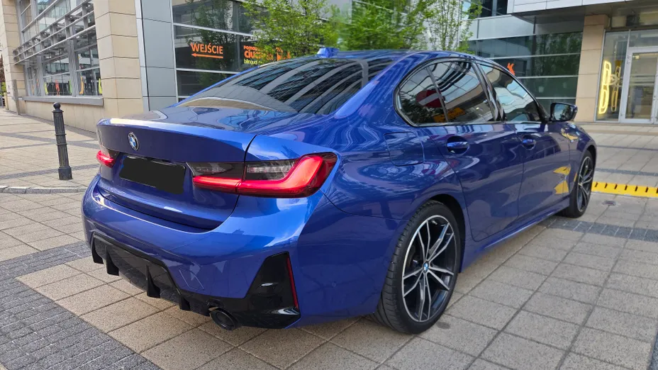 BMW Seria 3 320d xDrive M Sport Shadow sport-aut