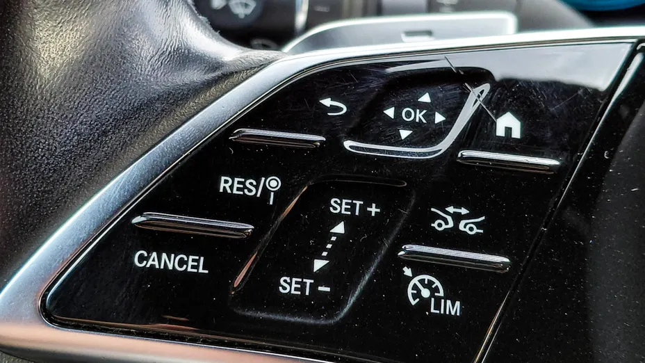 MERCEDES-BENZ E Klasa E 300 d 4-Matic Avantgarde