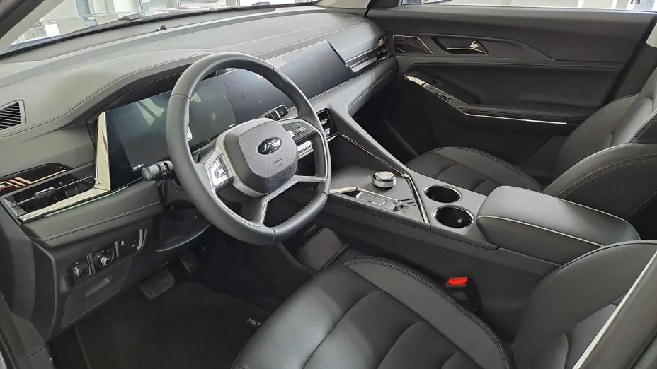 JAC JS8 JS8 PRO aut 7os. Nowy