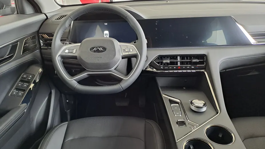 JAC JS8 JS8 PRO aut 7os. Nowy