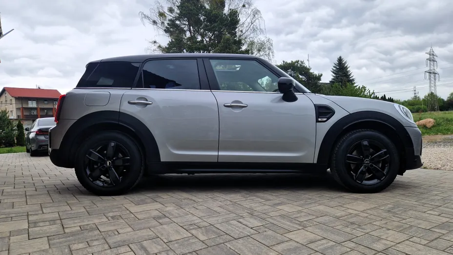 MINI [BMW] Countryman Cooper aut