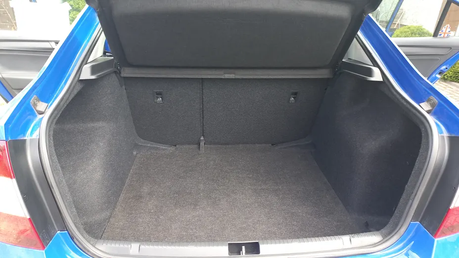 SKODA Rapid Rapid 1.0 TSI Active