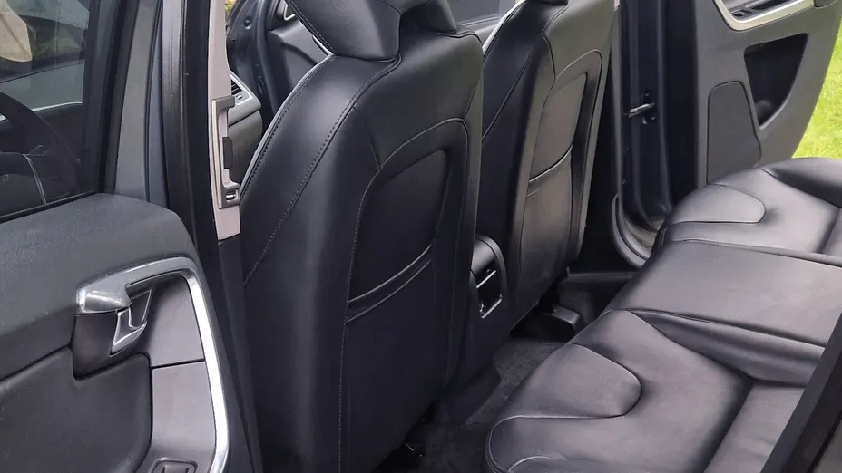 VOLVO XC60 XC60 2.4D AWD Summum aut