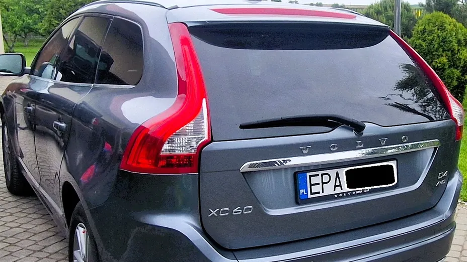 VOLVO XC60 XC60 2.4D AWD Summum aut