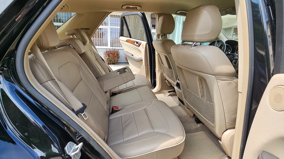 MERCEDES-BENZ ML ML 350 BlueTec 4-Matic