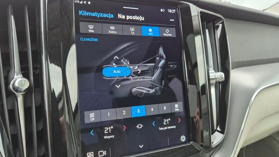 VOLVO XC60 XC60 T6 Plug-In Hybrid AWD Core aut