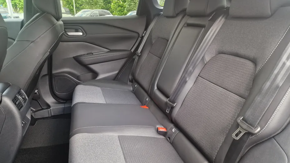 NISSAN Qashqai Qashqai 1.3 DIG-T mHEV N-Connecta Xtronic Nowy