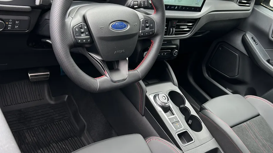 FORD Kuga Kuga 2.5P PHEV FWD ST-Line X eCVT Nowy